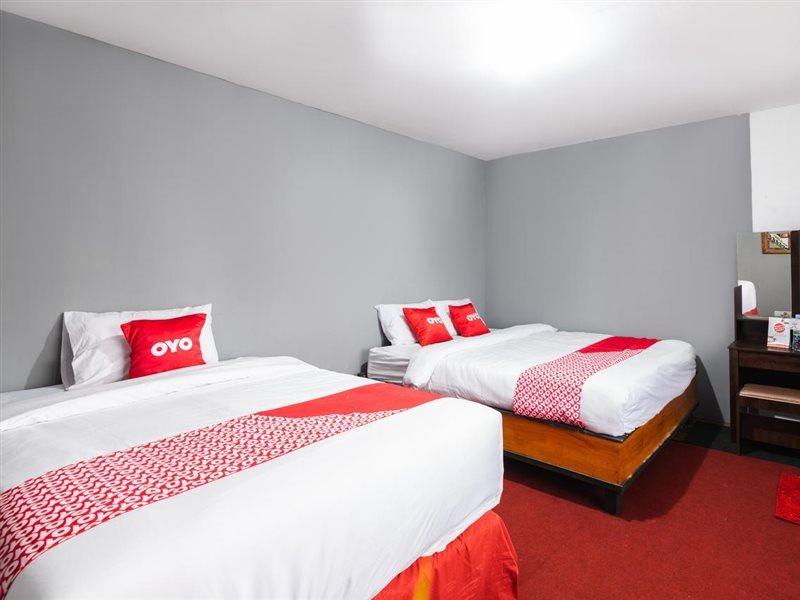 Oyo 1765 Herman Homestay Tosari Екстер'єр фото